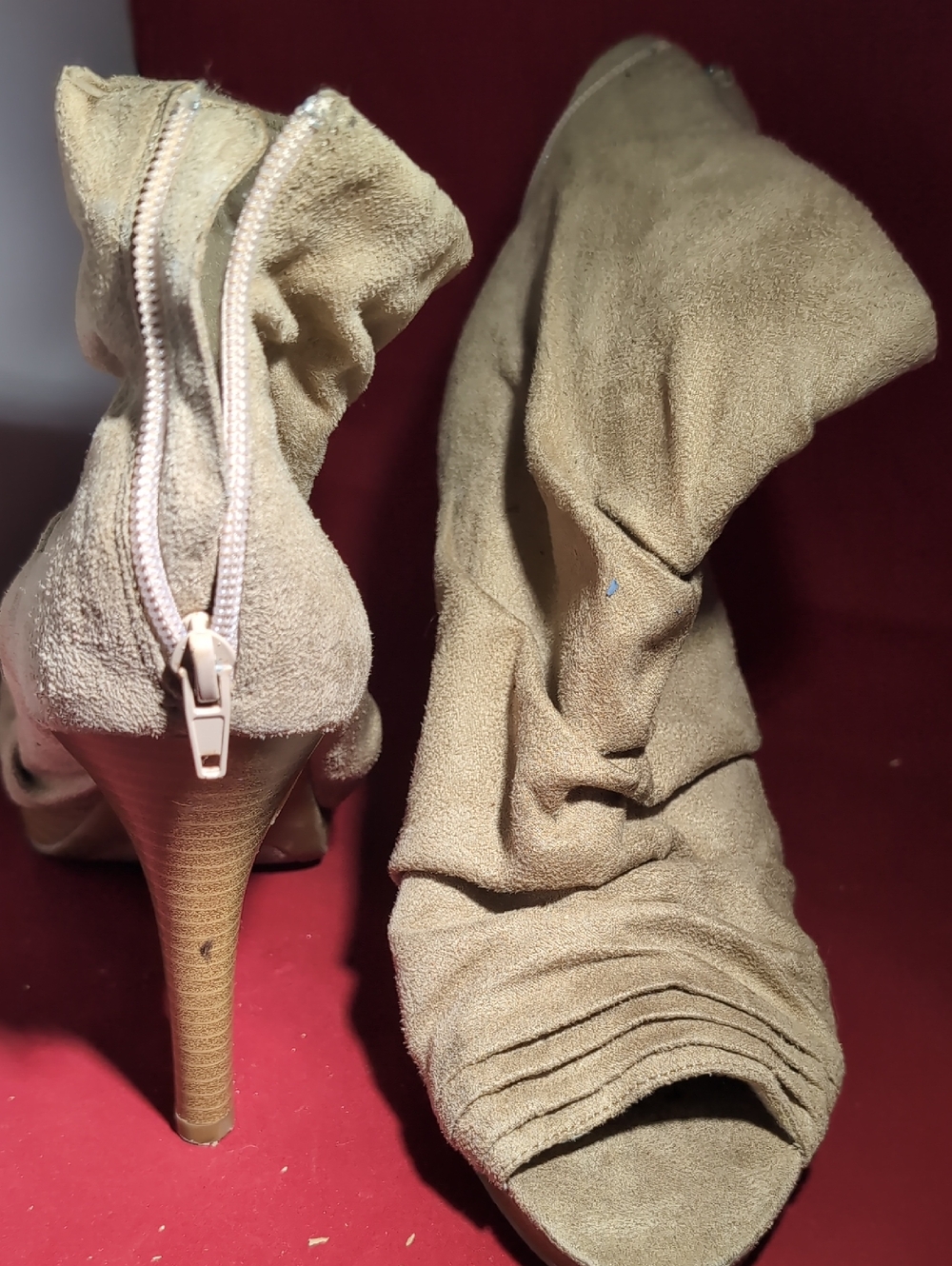FIONI Clothing Suede-like Peep-Toe Stacked Heel Booties